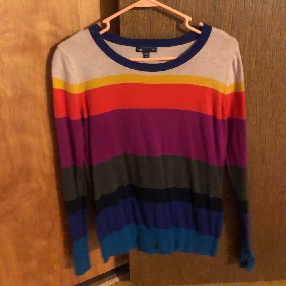 Gap long sleeve shirt.